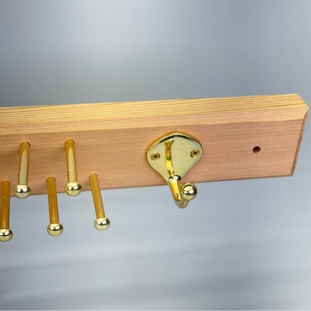 Vintage Cedar Saracen Inc. Tie and Belt Rack - Picture 6 of 10